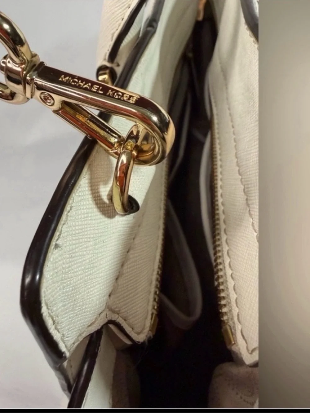 Michael Kors Selma Woman’s Bag
